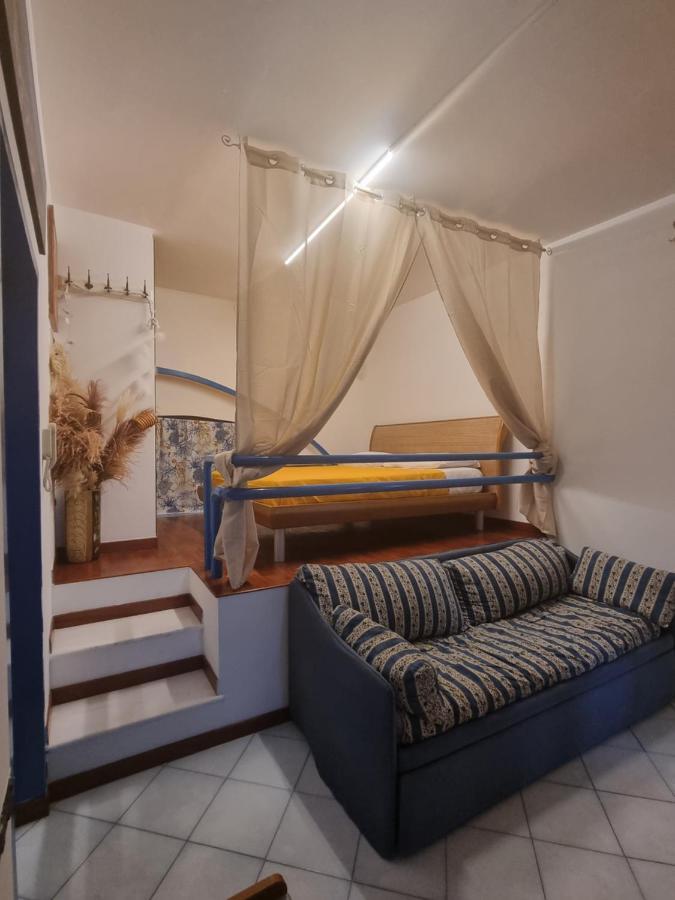 Uanema House Apartment Наполи Екстериор снимка